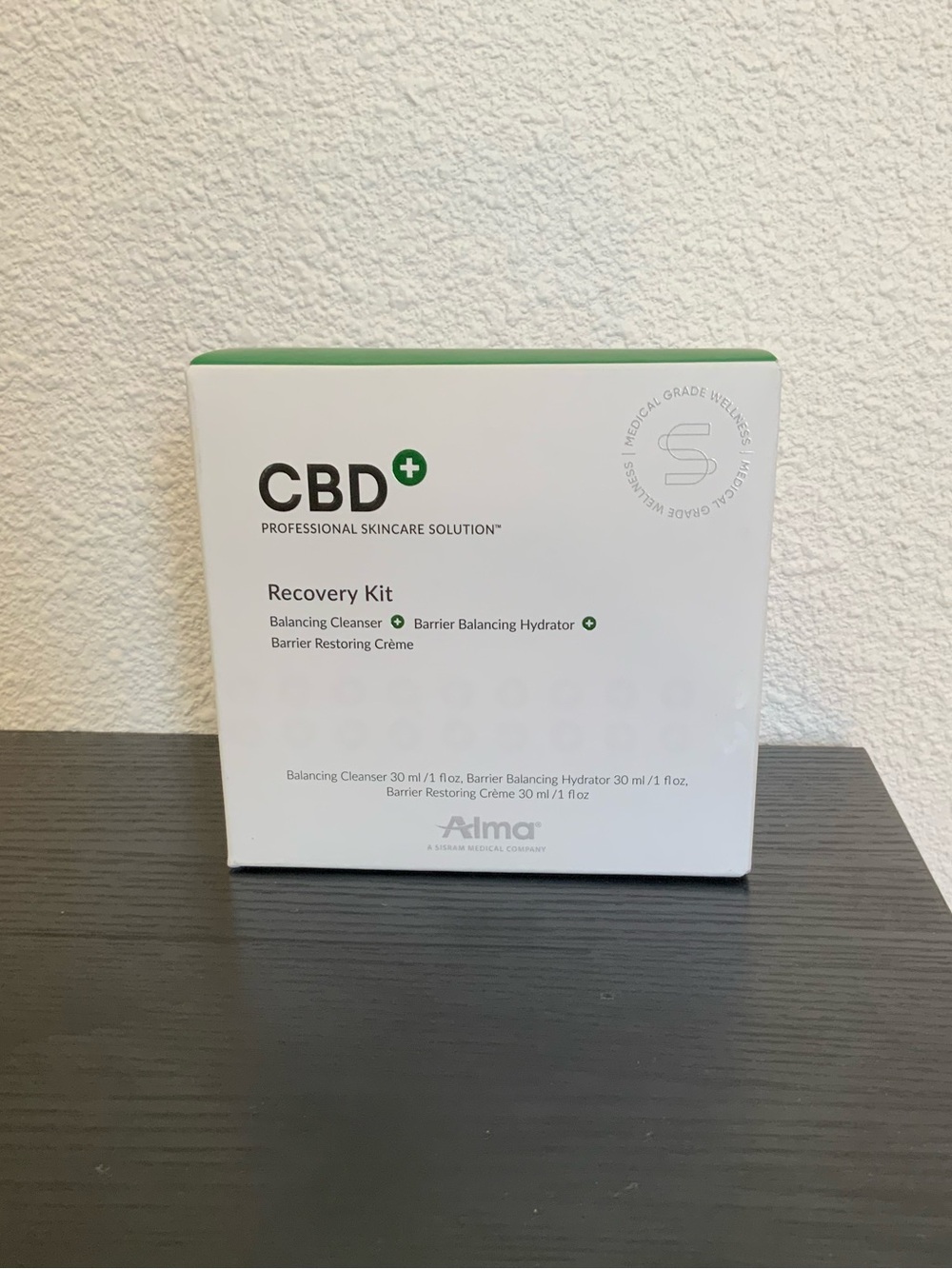 Recovery Kit Acne & Blemish Care — White and Green